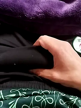 Snapshot of idhem___31 chatting on February 6, 2026, 11:39 am idhem 31 online show from February 6, 2026, 11:39 am