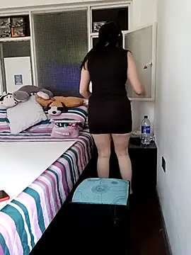 Isabella5 Brown  online show from September 11, 2025, 5:46 pm