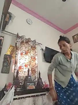 ISHANI-SINGH online show from December 1, 2025, 4:13 am