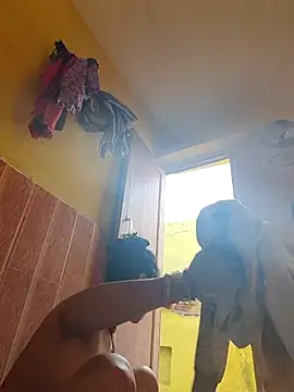 ISHANI-SINGH online show from November 5, 2025, 2:36 am