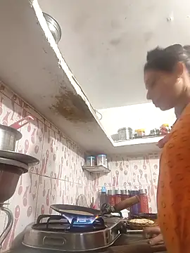 ISHANI-SINGH online show from February 12, 2026, 2:44 am