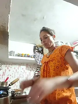 Snapshot of ISHANI-SINGH chatting on June 3, 2026, 2:01 am ISHANI-SINGH online show from June 3, 2026, 2:01 am