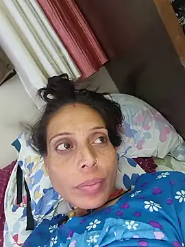 Snapshot of ISHANI-SINGH chatting on June 10, 2026, 3:24 pm ISHANI-SINGH online show from June 10, 2026, 3:24 pm