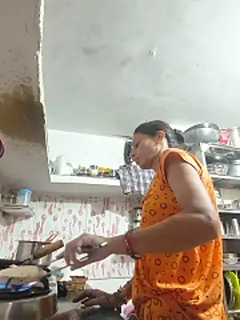 Snapshot of ISHANI-SINGH chatting on June 6, 2026, 2:39 am ISHANI-SINGH online show from June 6, 2026, 2:39 am
