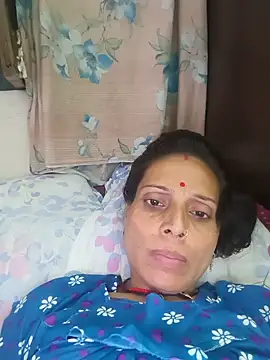 Snapshot of ISHANI-SINGH chatting on June 4, 2026, 2:55 pm ISHANI-SINGH online show from June 4, 2026, 2:55 pm
