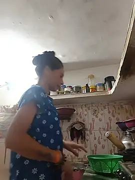 Snapshot of ISHANI-SINGH chatting on June 9, 2026, 2:45 am ISHANI-SINGH online show from June 9, 2026, 2:45 am