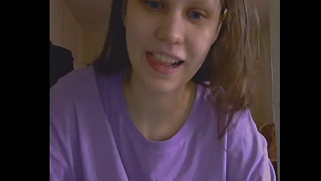 Lunliss online show from July 19, 2026, 4:21 am
