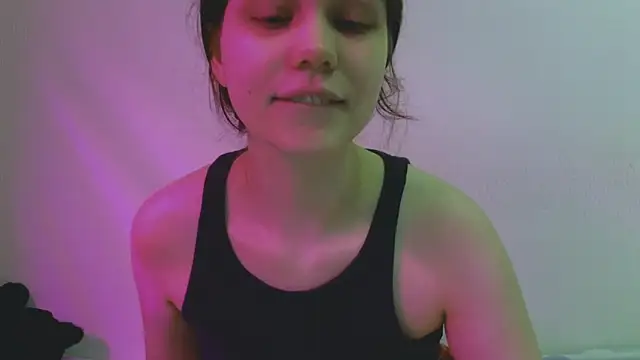 Lunliss online show from March 29, 2026, 12:34 am