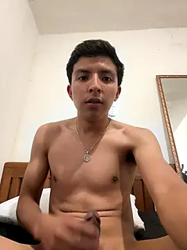 TierniitoGrandee online show from September 28, 2025, 4:08 am