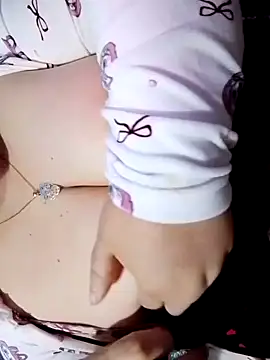 Snapshot of Hnonasix89 chatting on March 26, 2026, 5:06 am Hnonasix89 online show from March 26, 2026, 5:06 am