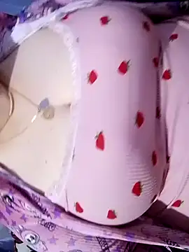 Snapshot of Hnonasix89 chatting on April 3, 2026, 11:49 am Hnonasix89 online show from April 3, 2026, 11:49 am