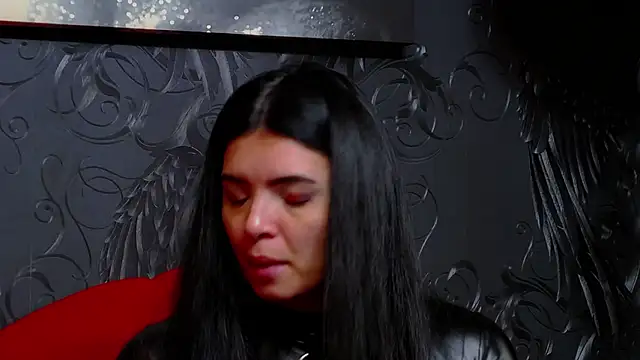 Snapshot of DevashaQueenX chatting on April 2, 2026, 7:37 am DevashaQueenX online show from April 2, 2026, 7:37 am