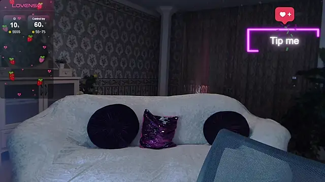 LiSinDoll online show from September 11, 2025, 1:27 am