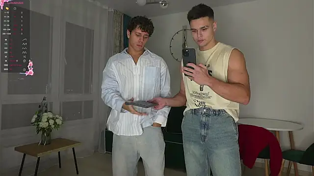 Horny boyzz online show from December 3, 2025, 4:39 pm