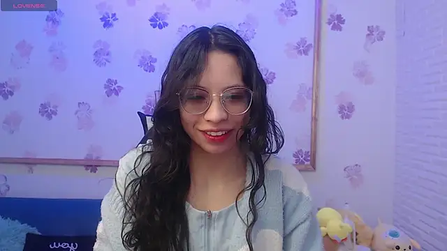 Giaa rossi online show from October 19, 2025, 1:03 pm