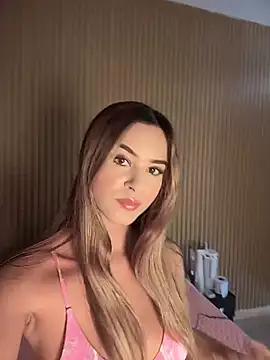 Natalia vidal online show from December 16, 2025, 1:26 pm