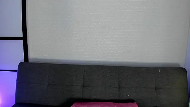 missweetpeach online show from July 7, 2026, 4:21 pm