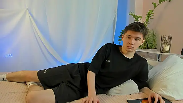 SherlockMax online show from February 8, 2026, 7:22 pm