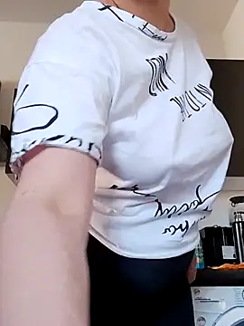 VikaKing online show from October 30, 2025, 12:36 pm