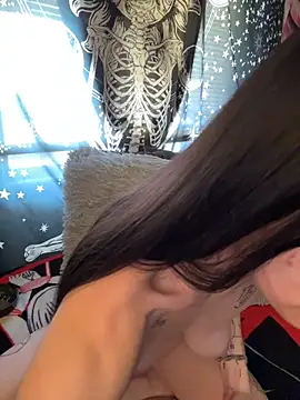 xoktty online show from December 16, 2025, 4:55 pm