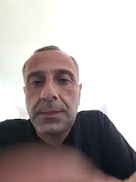 Snapshot of NY-DuDu chatting on October 4, 2025, 3:35 pm NY-DuDu online show from October 4, 2025, 3:35 pm