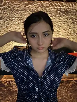 kaori 77 online show from February 28, 2026, 5:40 am