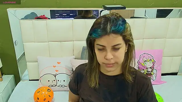 gisell gomez online show from October 19, 2025, 12:08 pm