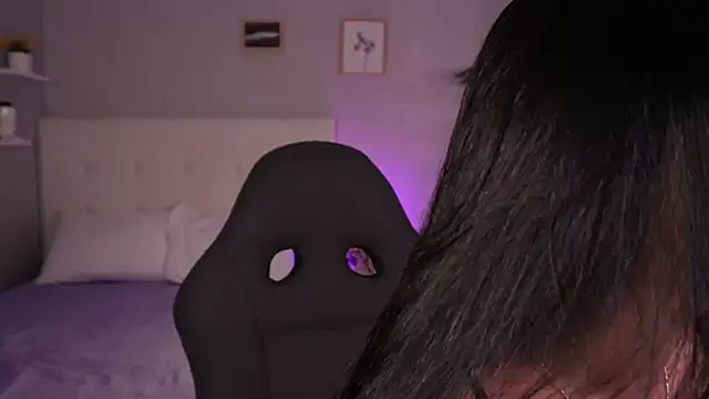 barbaramarmol online show from November 26, 2025, 12:38 pm