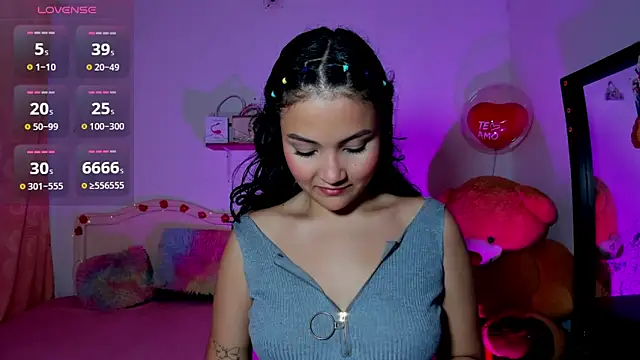 Angel-Caribbean online show from October 29, 2025, 7:24 pm