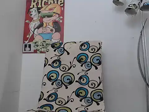 Thomasjons  online show from October 16, 2025, 6:05 pm