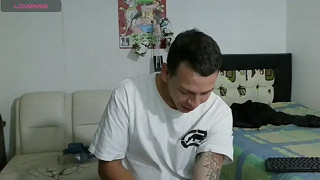 Thomasjons  online show from July 30, 2026, 2:32 am