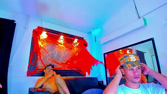 Snapshot of Rick_big chatting on October 23, 2025, 3:27 am Rick big online show from October 23, 2025, 3:27 am