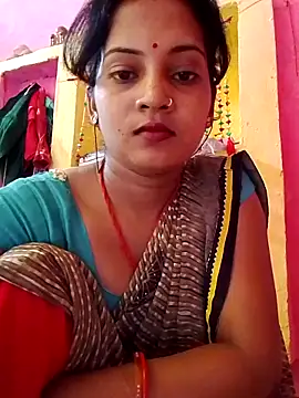 Hot bbbb online show from May 6, 2026, 5:00 am