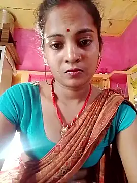 Snapshot of Hot_bbbb chatting on June 7, 2026, 12:32 pm Hot bbbb online show from June 7, 2026, 12:32 pm