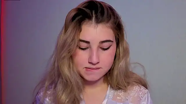 sugarskitty online show from November 1, 2025, 1:23 am