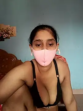 Snapshot of Cute_Faria chatting on October 19, 2025, 4:37 am Cute Faria online show from October 19, 2025, 4:37 am