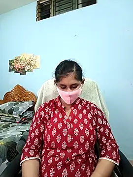 Cute Faria online show from July 18, 2026, 5:49 am