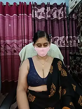 Cute Faria online show from July 20, 2026, 1:57 pm