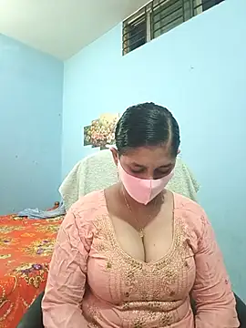 Cute Faria online show from July 6, 2026, 2:40 am