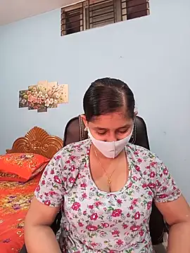 Cute Faria online show from June 5, 2026, 3:22 am
