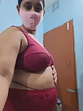 Cute Faria online show from August 5, 2026, 3:22 am