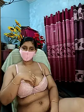 Cute Faria online show from June 6, 2026, 4:12 pm