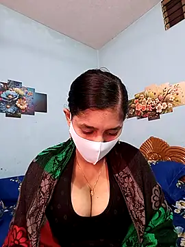 Snapshot of Cute_Faria chatting on January 16, 2026, 3:54 am Cute Faria online show from January 16, 2026, 3:54 am