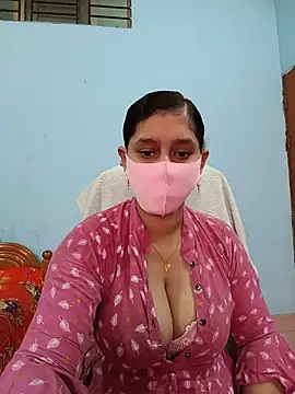 Cute Faria online show from June 19, 2026, 4:29 am