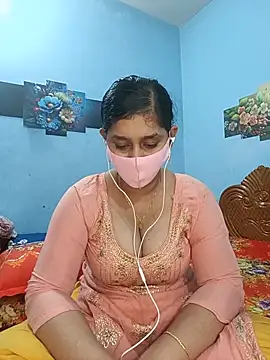 Cute Faria online show from June 15, 2026, 2:39 pm