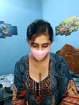 Cute Faria online show from November 9, 2025, 4:00 pm