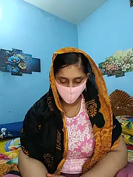 Cute Faria online show from June 3, 2026, 2:18 pm