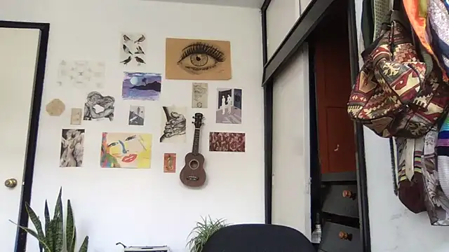 camille delrey online show from February 12, 2026, 4:18 pm