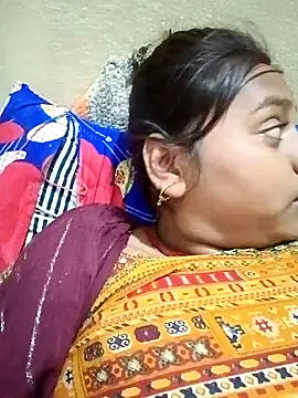 Hot crety online show from November 21, 2025, 12:26 pm