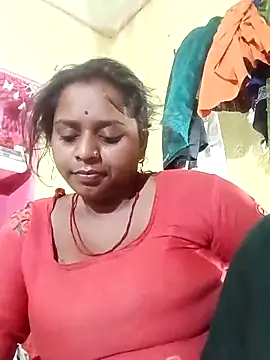 Hot crety online show from April 16, 2026, 6:41 pm